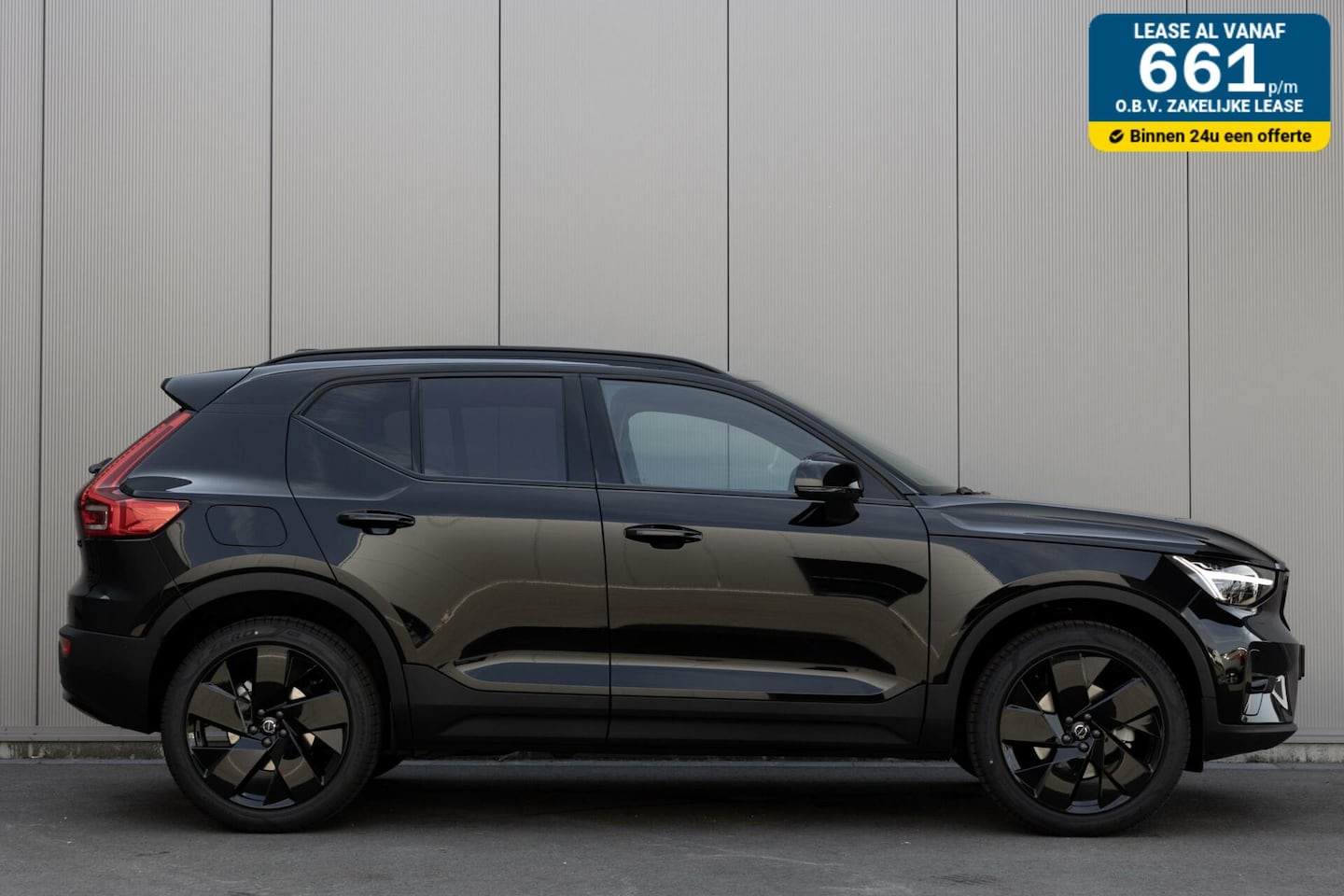 Volvo XC40 - | B3 Ultra Dark|Black Edition |FULL OPTION|360° Camera|Panoramadak|MY 2026| - AutoWereld.nl