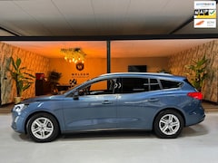 Ford Focus Wagon - 1.0 EcoBoost Titanium Business Garantie Trekhaak CarPlay StuurVW StoelVW Cruise Lane Navi