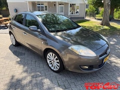 Fiat Bravo - 1.4 T-Jet Emotion, Navi, Climate, Cruise