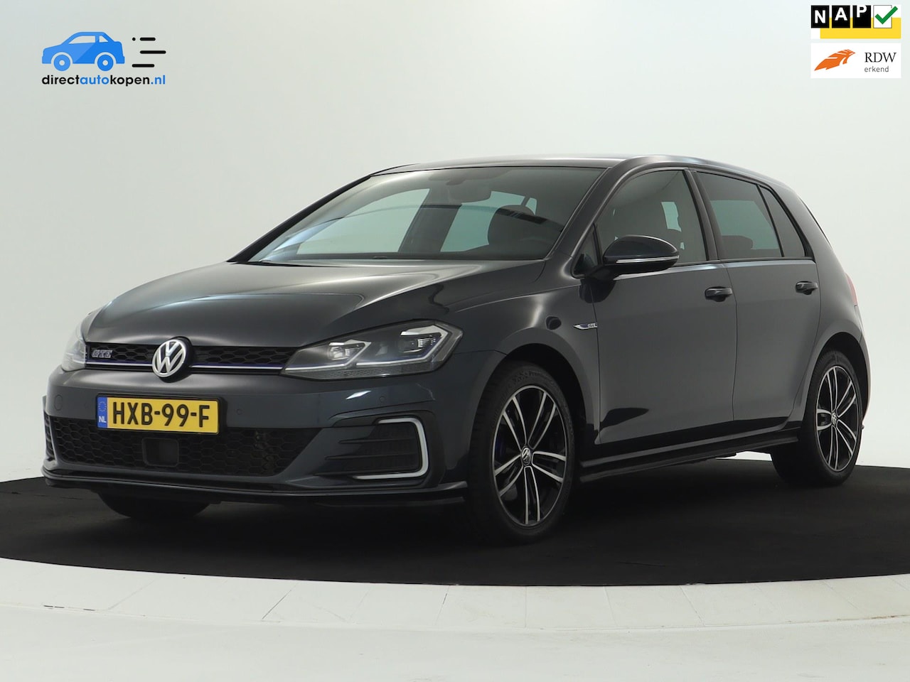 Volkswagen Golf - 1.4 TSI PHEV GTE 204 PK | CarPlay | Camera - AutoWereld.nl