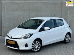 Toyota Yaris - 1.5 Full Hybrid AUT 5DR 2013 Wit CAMERA|CLIMA