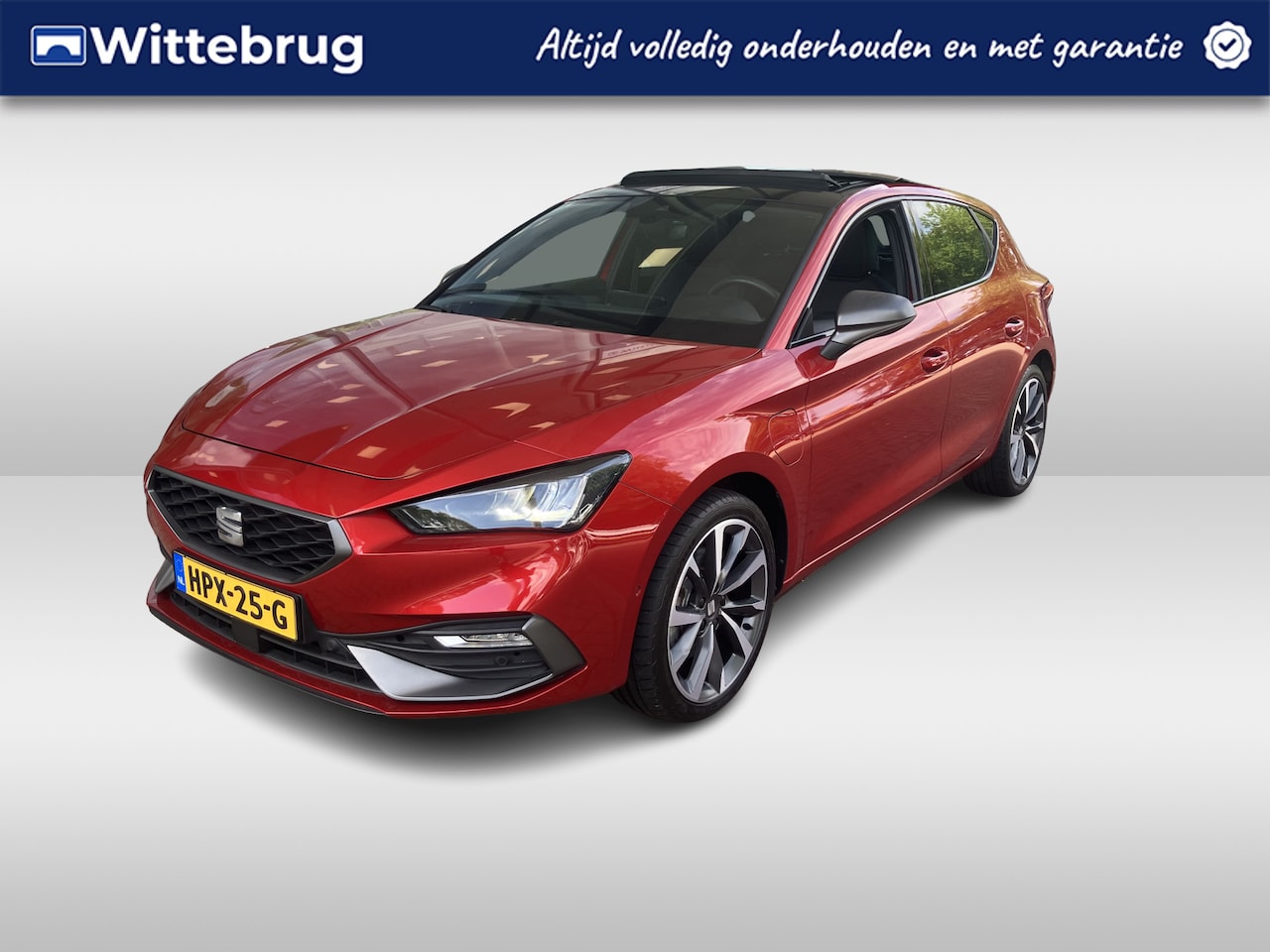 SEAT Leon - 1.4 TSI eHybrid PHEV FR / 18'' Licht metaal / Panorama dak / Keyless / Navigatie / Carplay - AutoWereld.nl