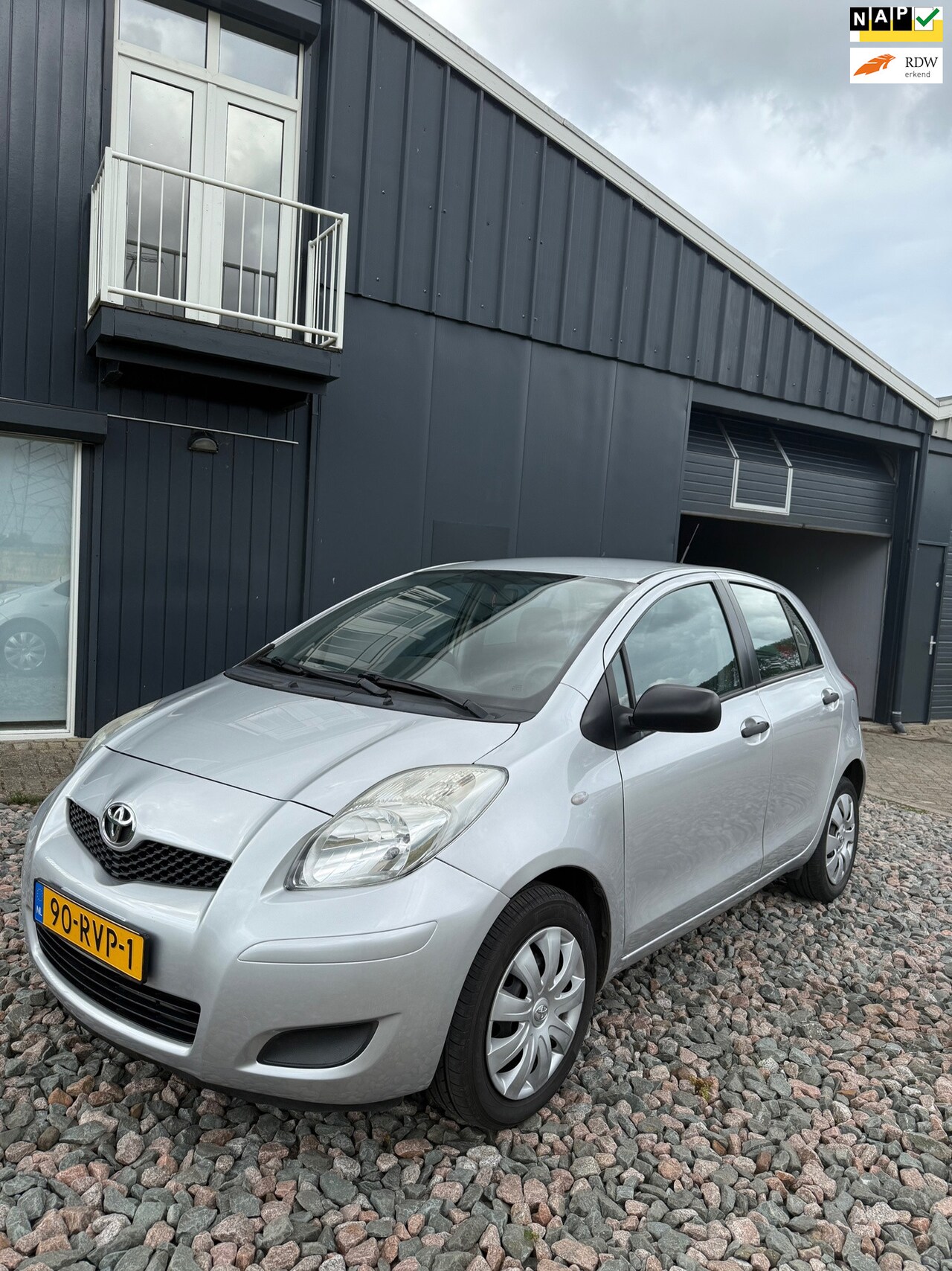 Toyota Yaris - 1.3 VVT-i Comfort 1.3 VVTi Comfort - AutoWereld.nl
