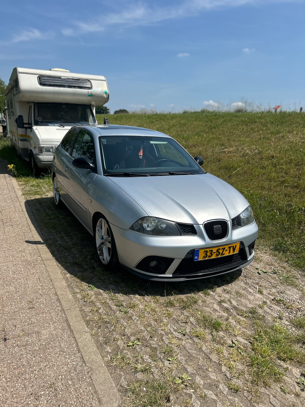 SEAT Ibiza - 1.4-16V Chill Out - AutoWereld.nl