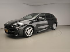 BMW 1-serie - 5-deurs 118i | M Sportpakket | HiFi | Stoelverwarming | Illuminated Interieurlijsten | Alu