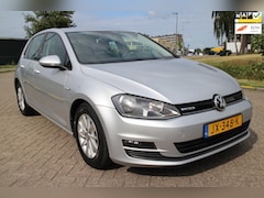 Volkswagen Golf - 1.0 TSI Edition