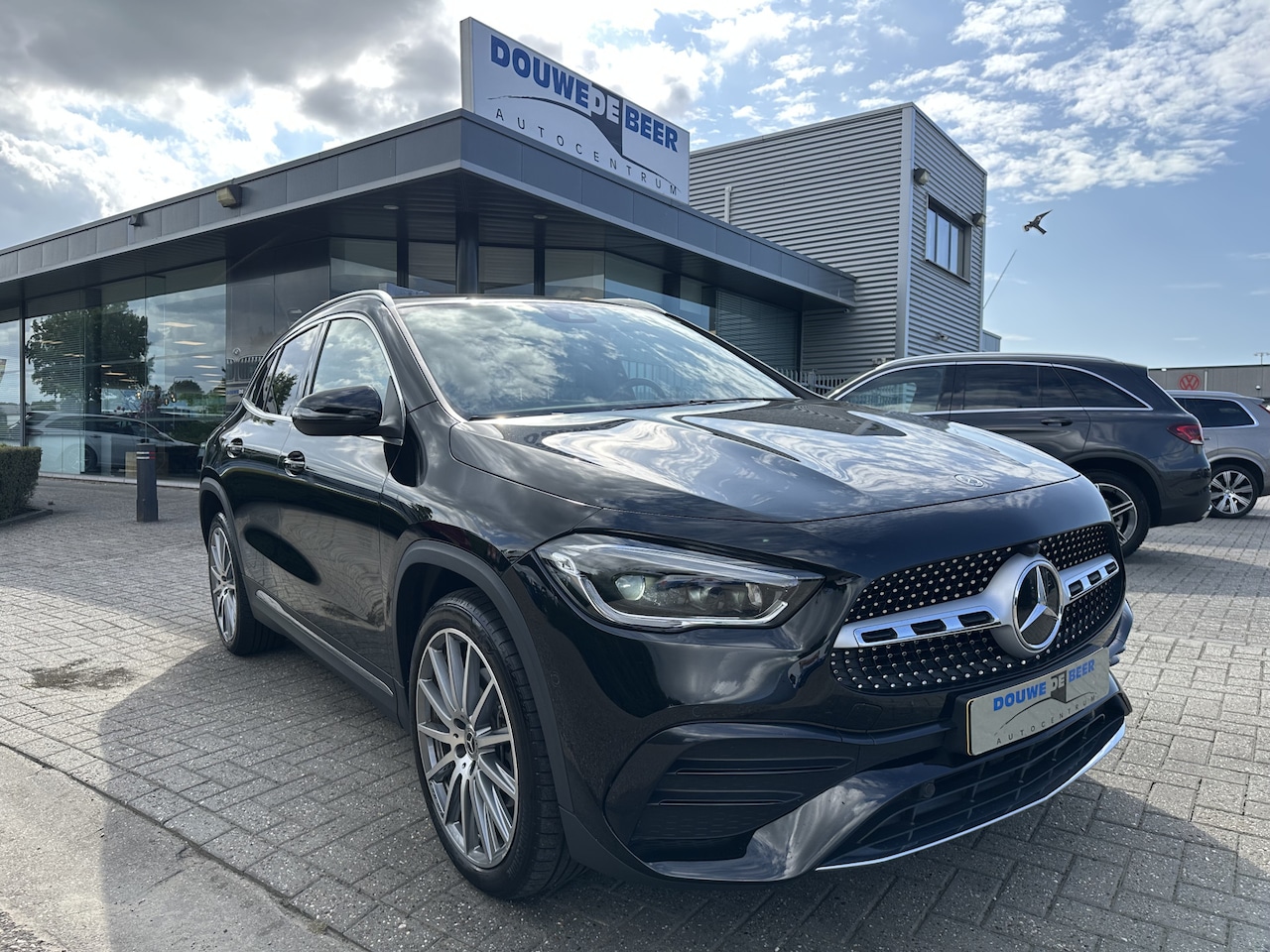 Mercedes-Benz GLA-Klasse - 250 e Business Solution AMG Limited trekhaak, LM velgen 19 AMG, widescreen, Hi Fi soundsys - AutoWereld.nl