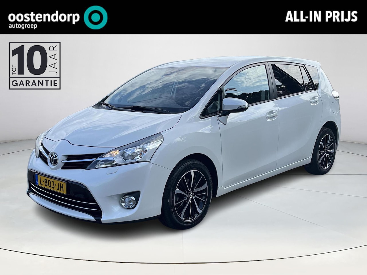Toyota Verso - 1.8 VVT-i Dynamic 7p. | Navigatie | Achteruitrijcamera | Stoelverwarming | Trekhaak - AutoWereld.nl