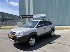 Hyundai Tucson - 2.0-16V Active 142 PK