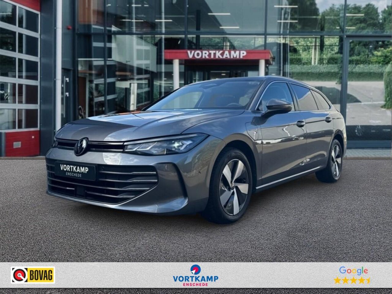 Volkswagen Passat Variant - 1.5 TSI E-HYBRID BUSINESS TREKHAAK/CAMERA/NAVI/CARPLAY/ACC/STOEL - AutoWereld.nl