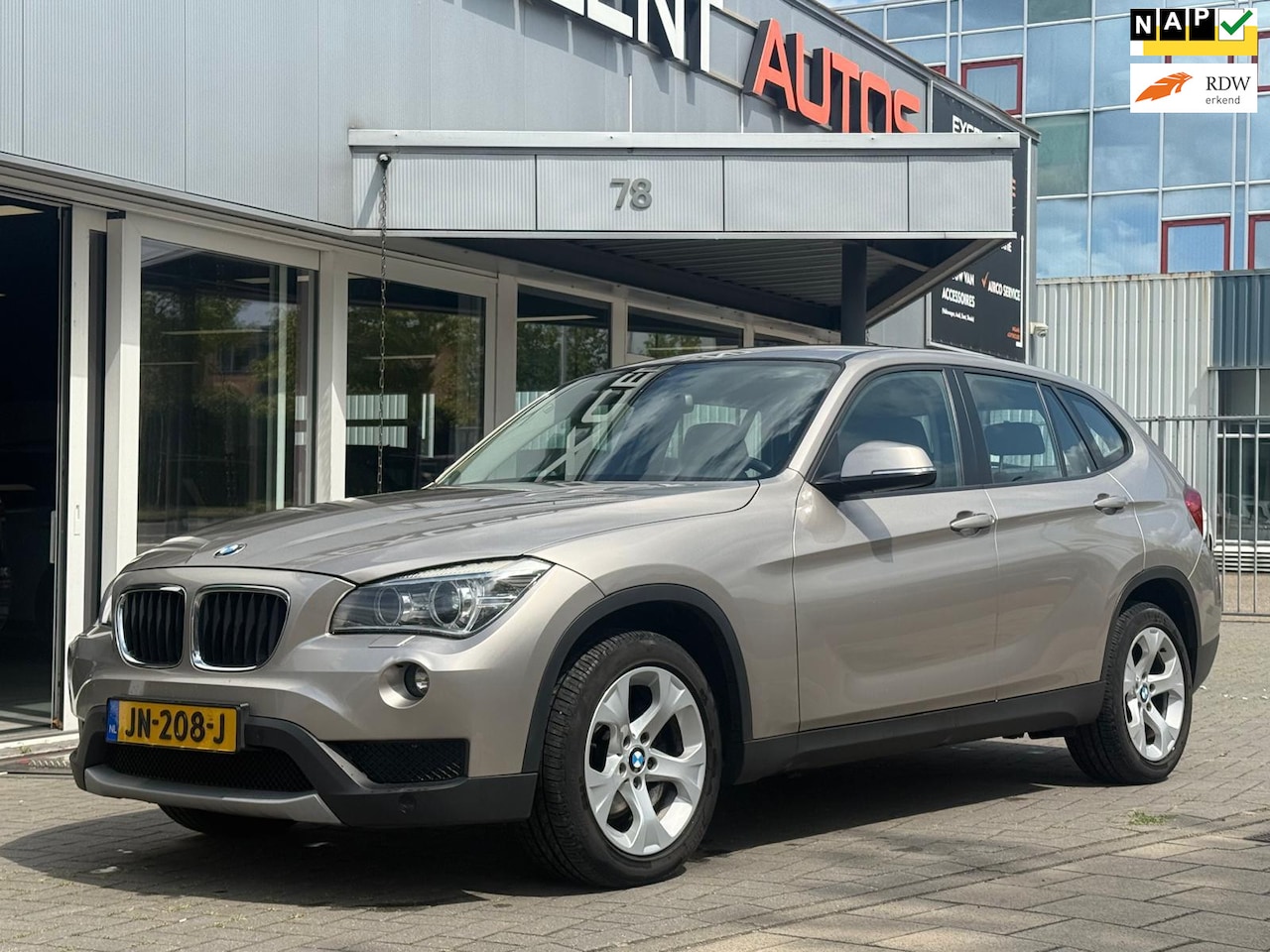 BMW X1 - XDrive20d Business+ - AutoWereld.nl
