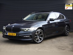 BMW 5-serie - 520i Executive | Pano | Soft-close | Camera |