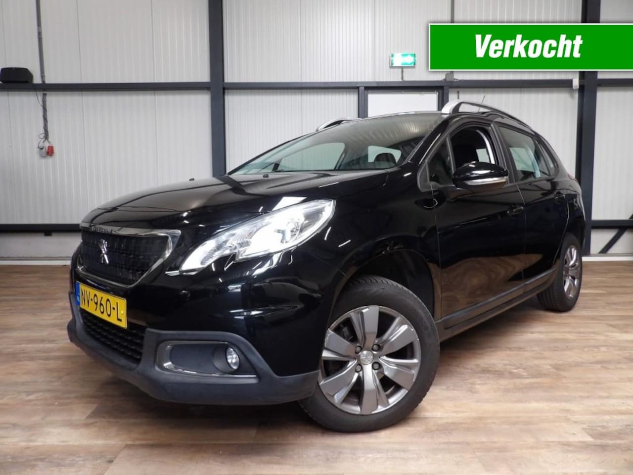 Peugeot 2008 - 1.2 puretech - airco - cruise - navigatie - AutoWereld.nl