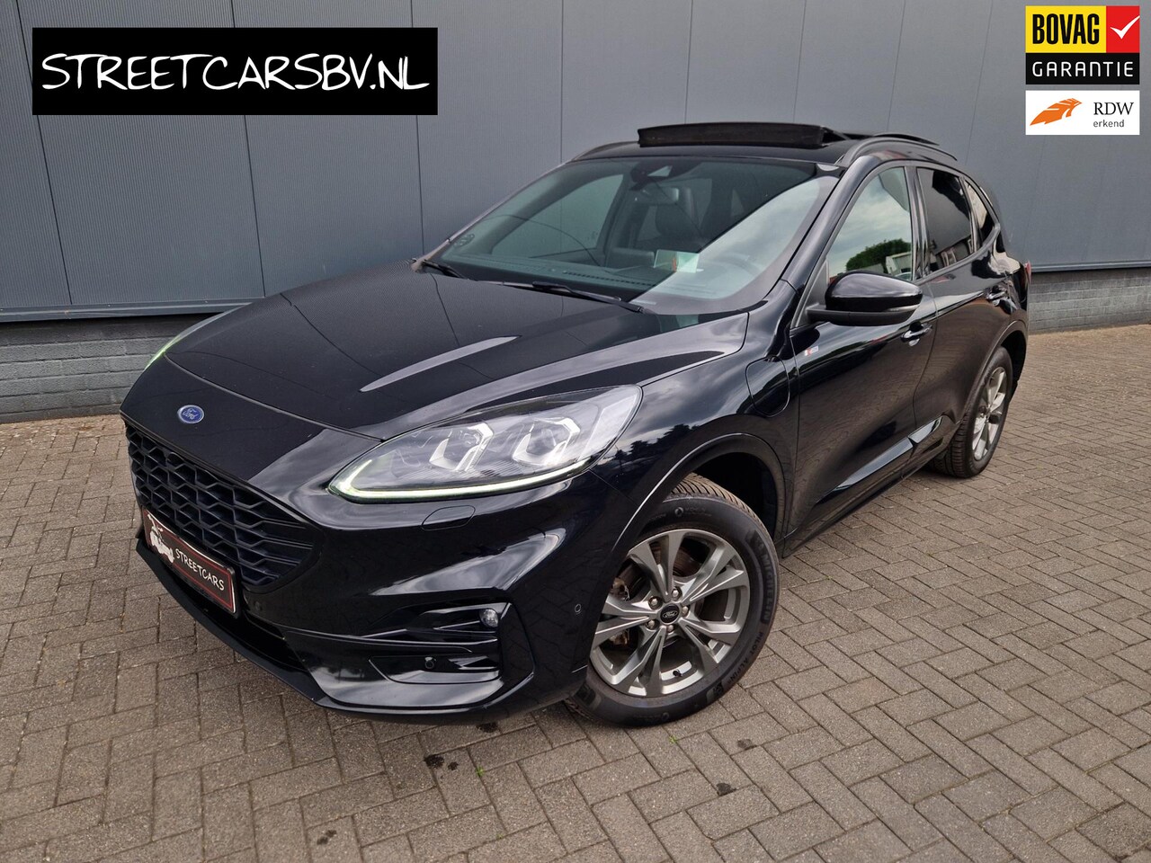 Ford Kuga - 2.5 PHEV ST-Line /Panoramadak /Led /Trekhaak - AutoWereld.nl