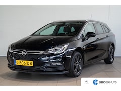 Opel Astra Sports Tourer - 1.0 Turbo 120 Jaar Edition | Navigatie | Parkeersensoren voor & achter | Climate Controle