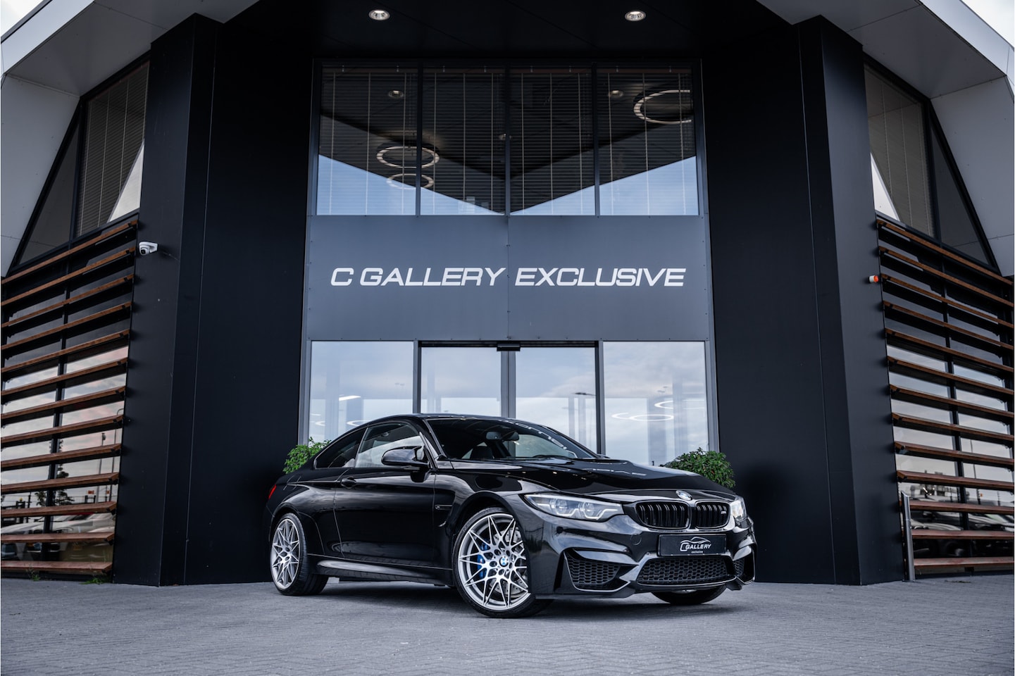 BMW 4-serie Coupé - M4 Competition - HUD l Memory l Carbon l Kuipstoelen l Dealer O.H - AutoWereld.nl