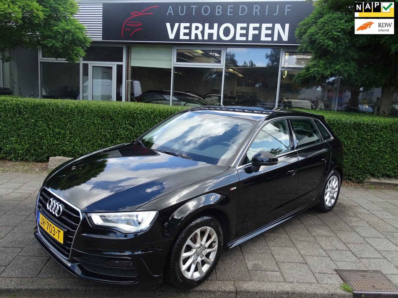 Audi A3 Sportback - 1.2 TFSI Adrenalin - NAVIGATIE - XENON - CRUISE / CLIMATE - BLUETOOTH - ELEKTR RAMEN / SPI - AutoWereld.nl
