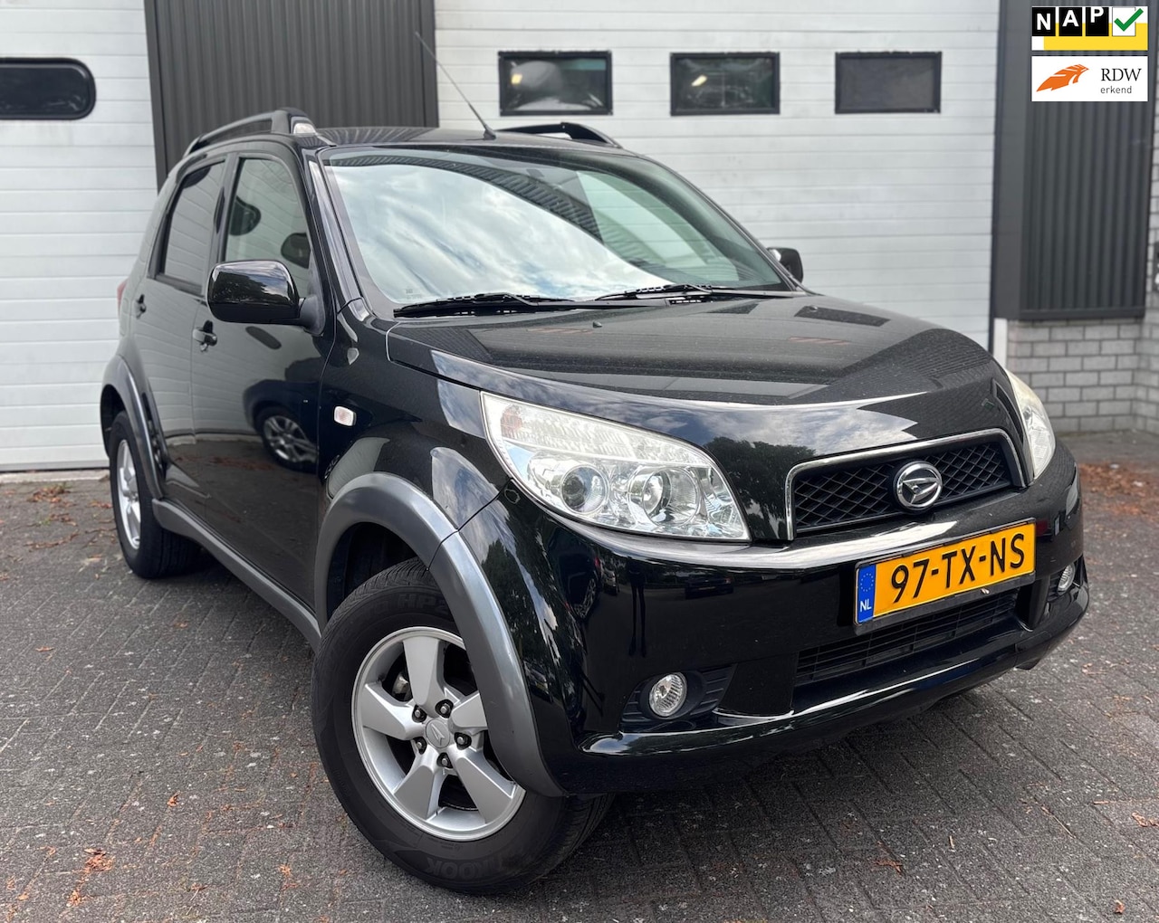 Daihatsu Terios - 1.5-16v Exclusive APK AIRCO 4WD - AutoWereld.nl