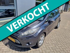 Ford Fiesta - 1.4 Ghia / airco / incl. nieuwe apk en beurt