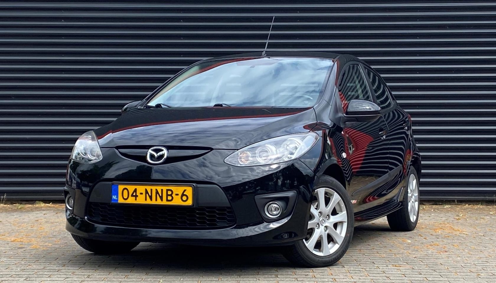 Mazda 2 - 1.3 GT-M Line | Airconditioning | Elektrisch inklapbare spiegels | Trekhaak | 15'' Lichtme - AutoWereld.nl