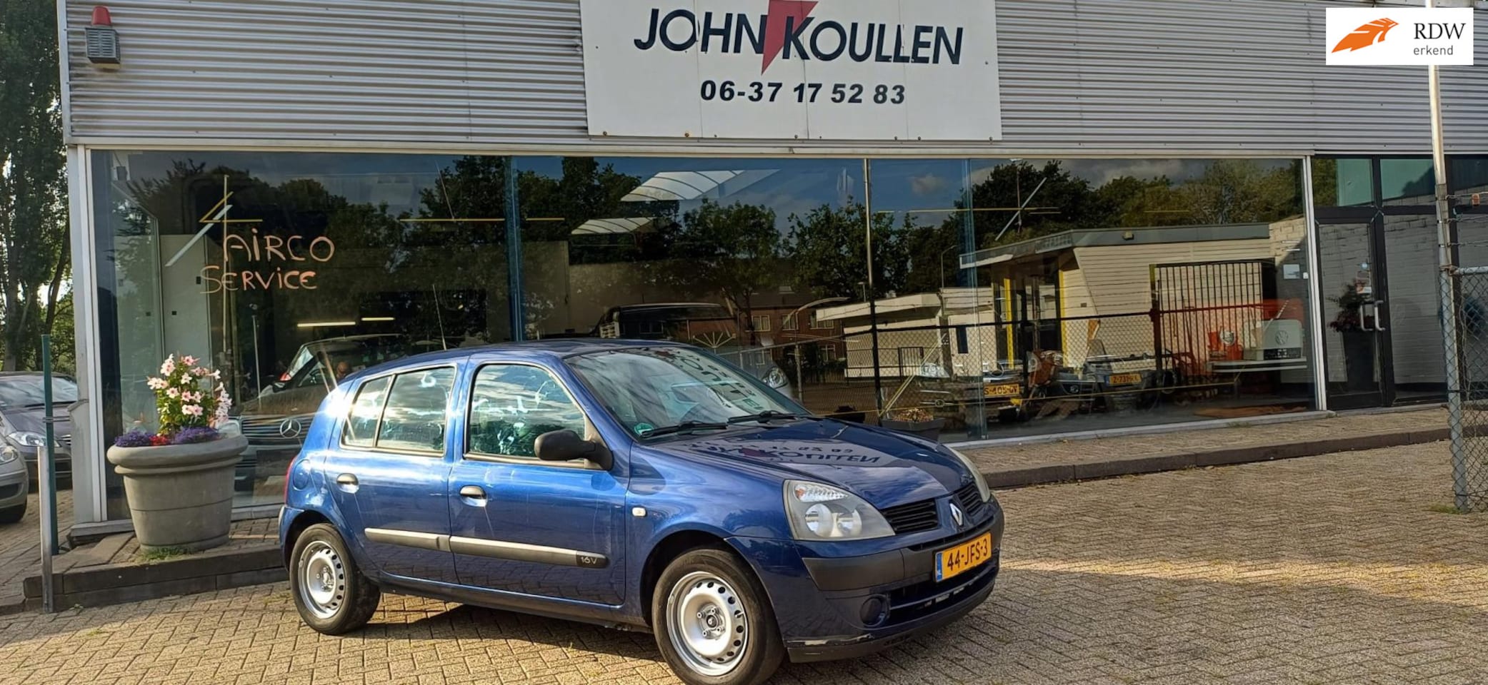 Renault Clio - 1.2-16V Authentique Basis 1.2-16V Authentique Basis - AutoWereld.nl