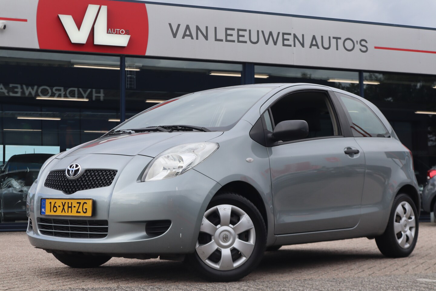 Toyota Yaris - 1.0 VVTi Terra | Zuinig Rijden | Radio CD | - AutoWereld.nl
