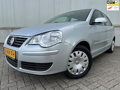 Volkswagen Polo - 1.4-16V Turijn 5d, Automaat, NL auto