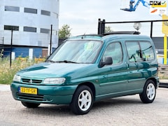 Citroën Berlingo - 1.4i Multispace/panoramadak/ nieuwe radiotor