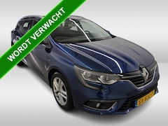 Renault Mégane Estate - 1.5 DCi Automaat Zen / Distributie vv bij 123Dkm / / Cruise / Navi / LED / Carplay / Parke