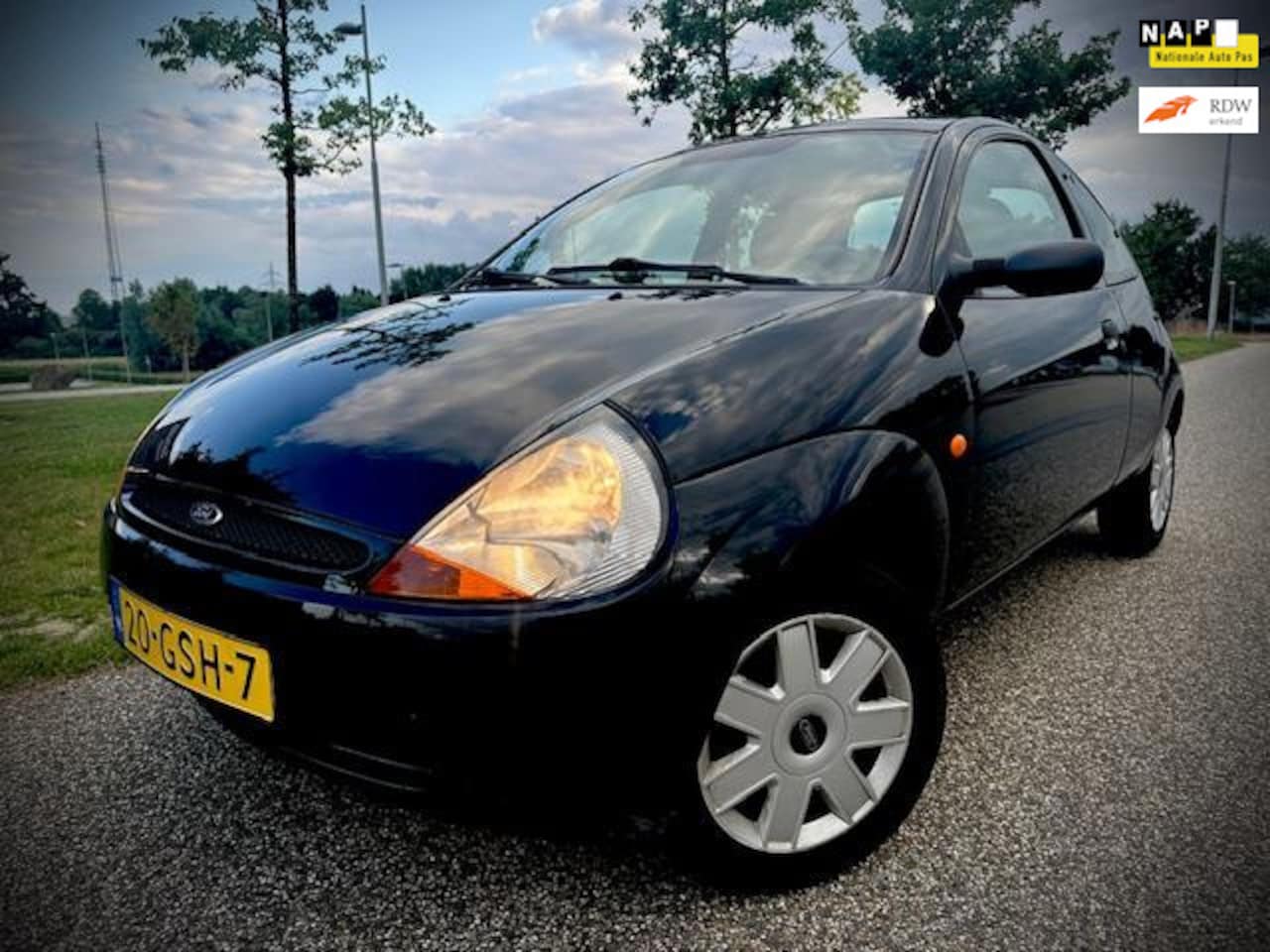 Ford Ka - 1.3 Cool & Sound, EERSTE EIGENAAR, AIRCO, LAGE KM, NAP - AutoWereld.nl