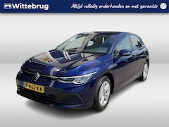Volkswagen Golf - 1.0 TSI Life / TREKHAAK/ ADAPT. CRUISE/ APP-CONNECT/ PARK. SENSOREN/ 16" LMV/ LED/ CLIMA/