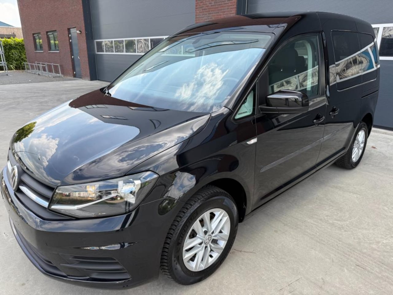 Volkswagen Caddy - 1.2 TSI Trendline 5 Persoons Airco Bluetooth Usb Cruise control - AutoWereld.nl