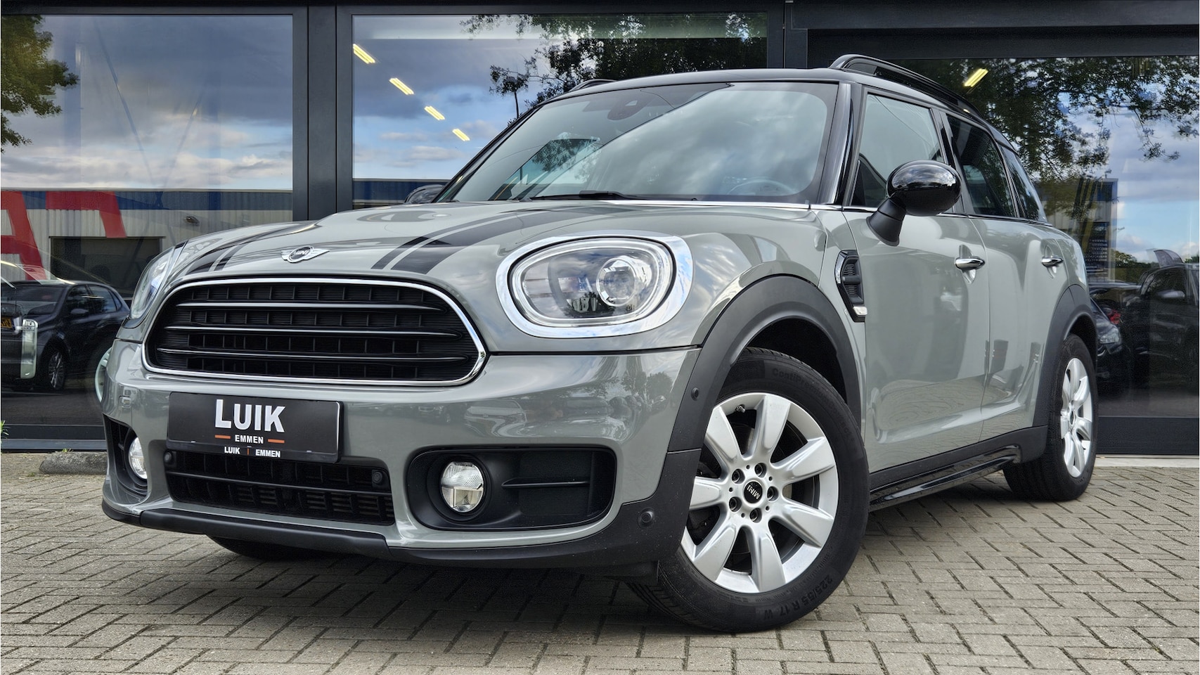 MINI Countryman - Mini 1.5 Cooper Chili + PANO DAK + KEYLESS + CAMERA + LED + NAVIGATIE - AutoWereld.nl