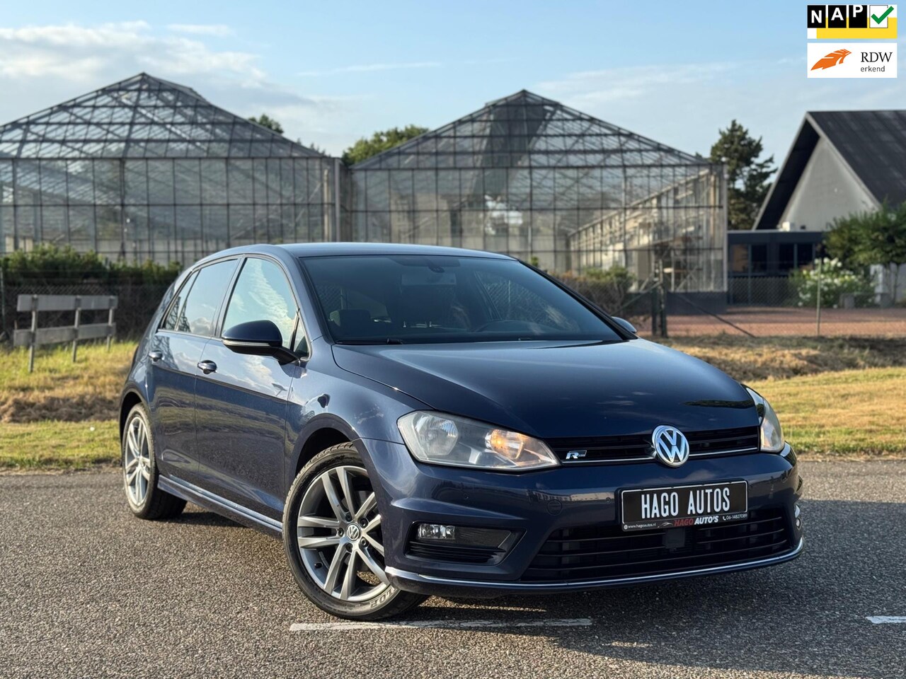 Volkswagen Golf - 1.2 TSI Business Edition R-Line Navi | Cruise | PDC | Front Assist | ACC - AutoWereld.nl