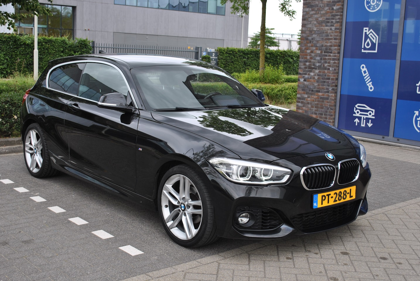 BMW 1-serie - 118i High Executive - AutoWereld.nl