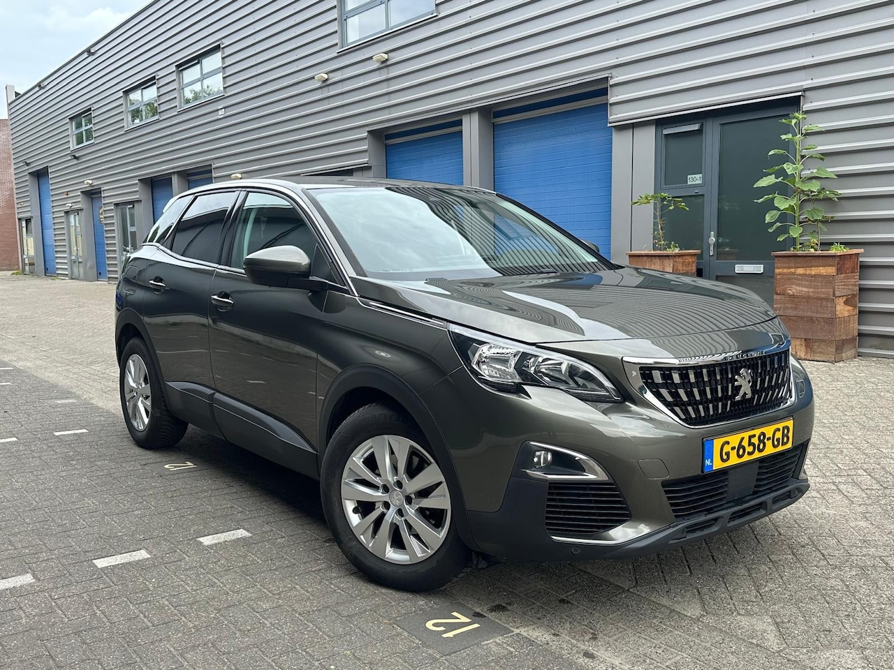 Peugeot 3008 - 1.2 PureTech Blue Lease Executive* Lees Tekst ! - AutoWereld.nl