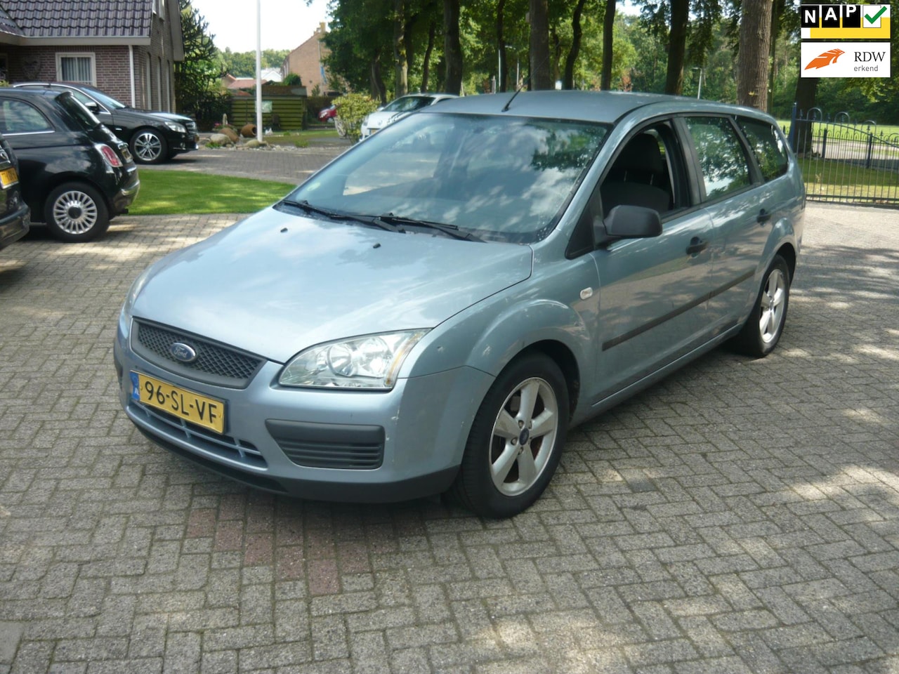 Ford Focus Wagon - 1.6-16V Champion 1.6-16V Champion - AutoWereld.nl