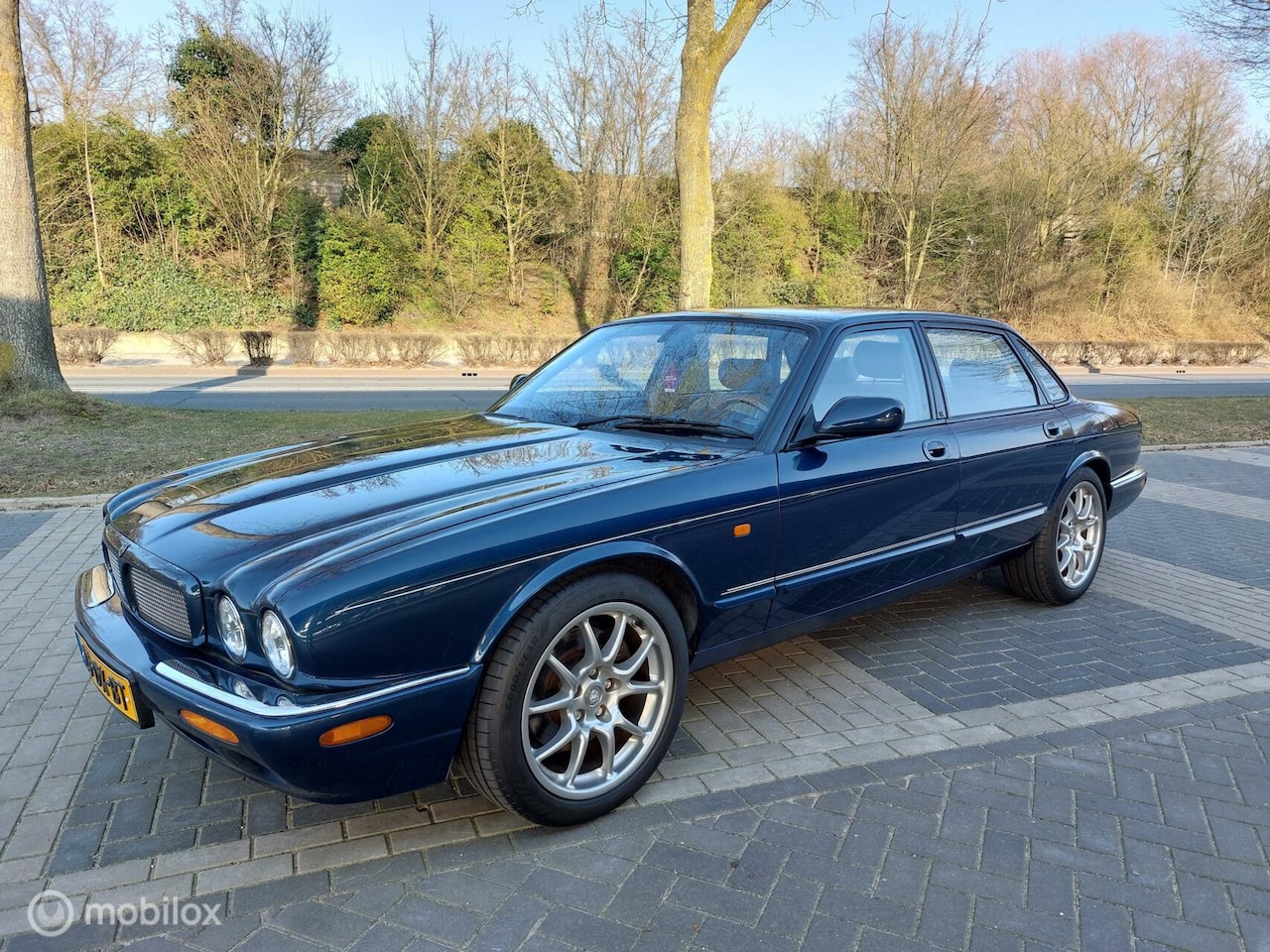 Jaguar XJR - 4.0 V8 Supercharged 365pk Automaat - AutoWereld.nl