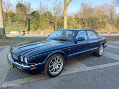 Jaguar XJR - 4.0 V8 Supercharged 365pk Automaat