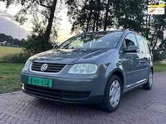 Volkswagen Touran - 2.0 16V FSI Trendline