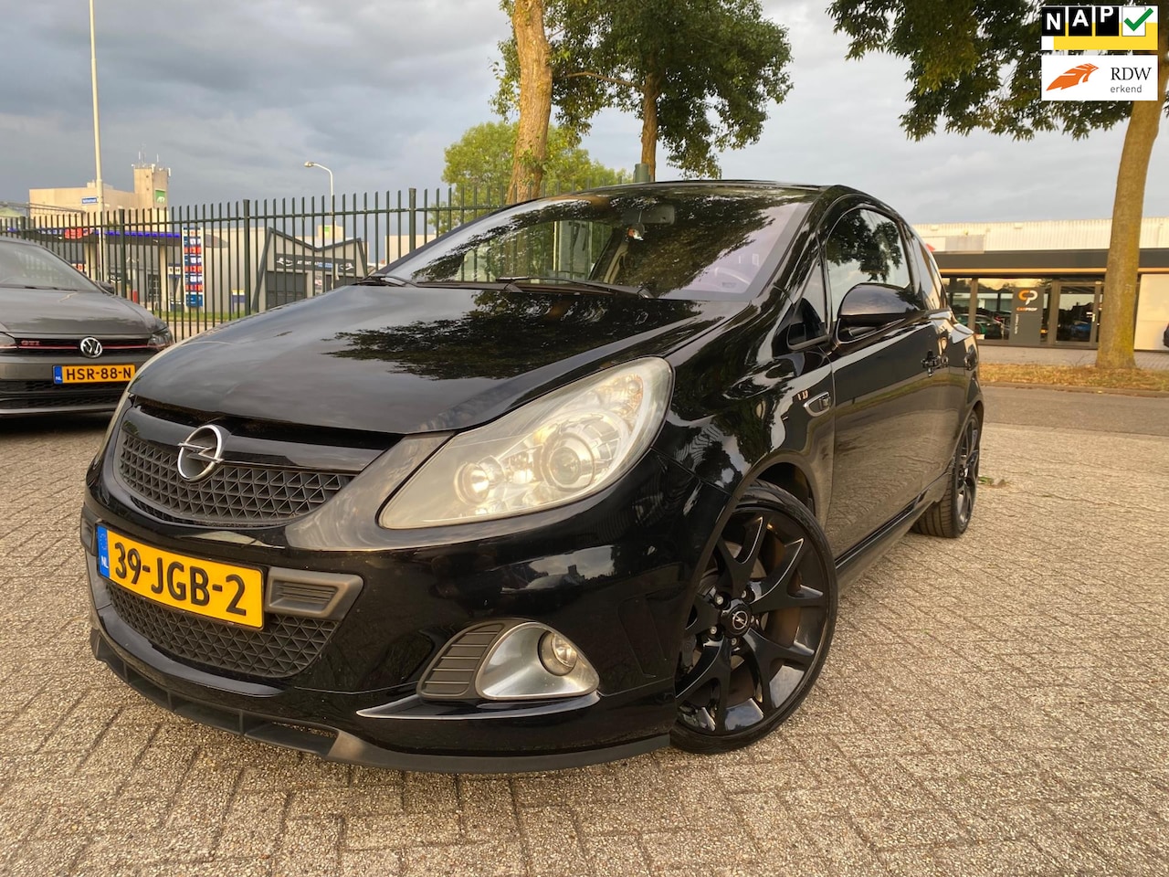 Opel Corsa - 1.6-16V T OPC Cruise Camera Navi - AutoWereld.nl