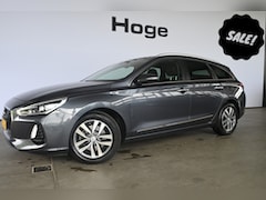 Hyundai i30 Wagon - 1.4 T-GDI Premium Clima Cruise Control Navigatie LED Rijklaarprijs Inruil Mogelijk