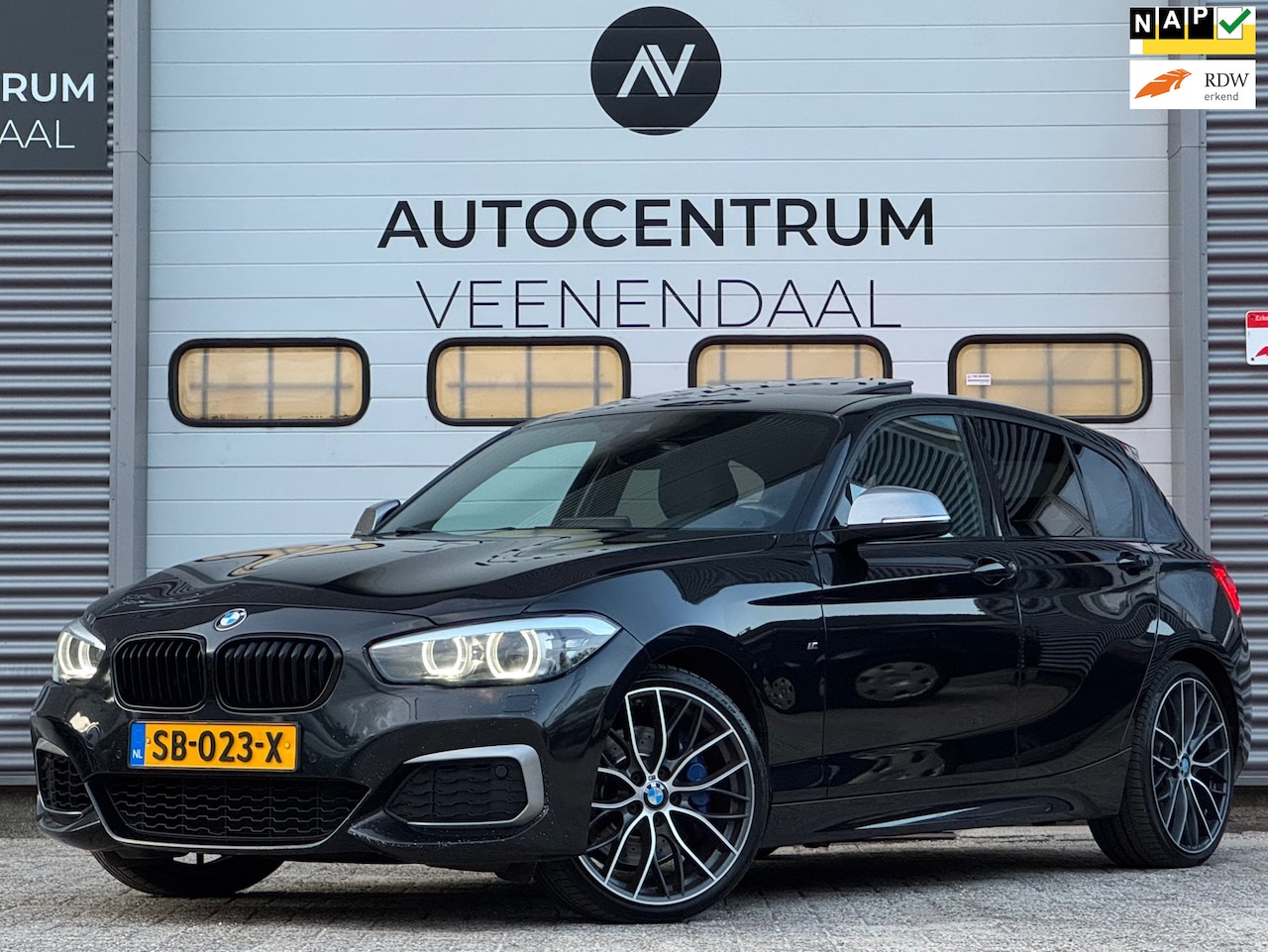 BMW 1-serie - M140i xDrive B58 340 PK SCHUIFDAK/CARPLAY/19''/MEMORY - AutoWereld.nl