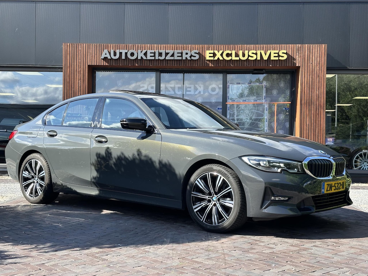 BMW 3-serie - 320i High Executive Edition Schuifdak HeadUp Leer Cruise Harman/Kardon 18''LM - AutoWereld.nl