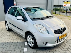 Toyota Yaris - 1.3 VVTi Luna