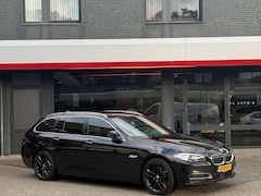 BMW 5-serie Touring - 520d High Executive | DEALER ONDER | PANO | ACC | HUD | SOFTCLOSE | DIGITAL COCKPIT | FACE