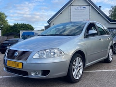 Fiat Croma - 2.2-16V DYNAMIC AUTOMAAT/AIRCO/CRUISE/PDC