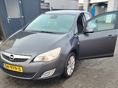 Opel Astra - 1.4 Turbo Edition