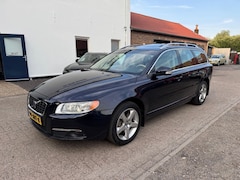 Volvo V70 - 2.5T Summum Automaat Schuifdak