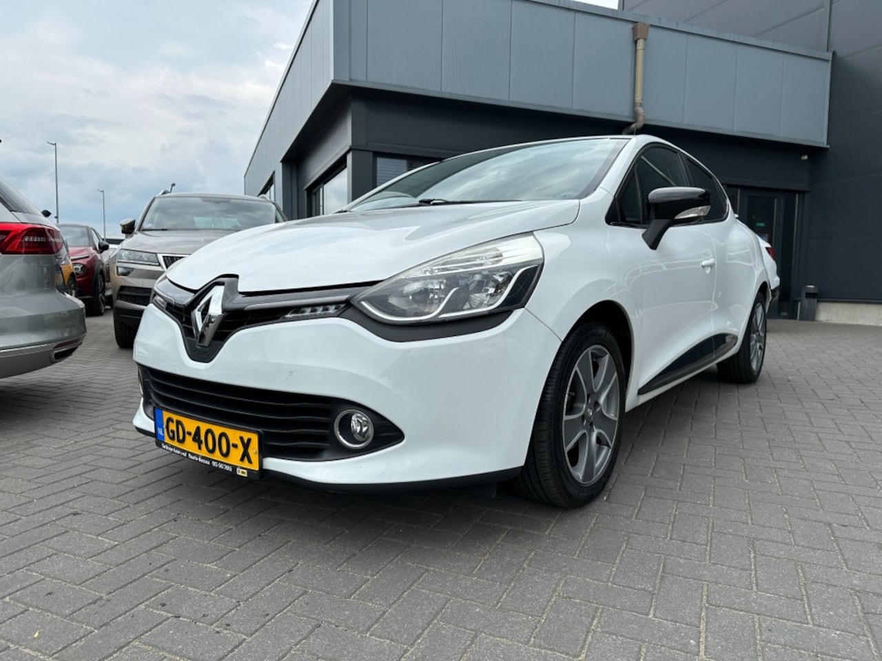 Renault Clio - 0.9 TCe Night en Day Navigatie - AutoWereld.nl